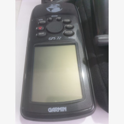 Used Garmin GPS 72 portable marine with pouch and adjustable support