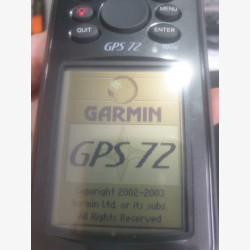 Used Garmin GPS 72 portable marine with pouch and adjustable support