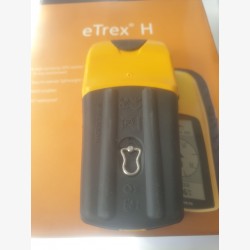 Le Fiable GPS Etrex H pour Vos Aventures en Randonnée