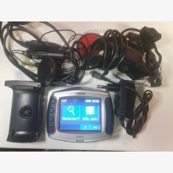 Zumo 550: Versatile GPS for Car and Motorcycle with Complete Accessories
