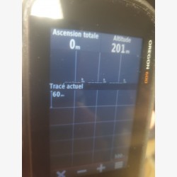 Oregon 600 GPS Garmin in good condition with accessories
