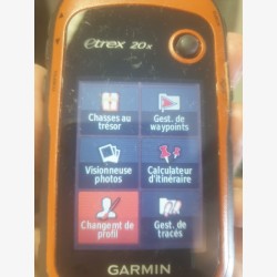 Used Garmin GPS Etrex 20x in its box with accessories