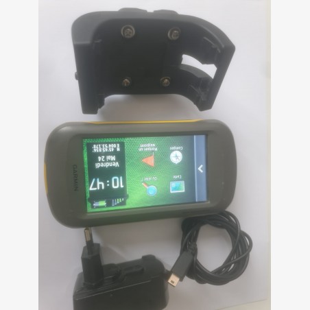 Montana 600 GPS Garmin avec accessoires et plusieurs cartes topographique