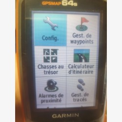 GPSMAP 64s dans sa boite en très bon état avec accessoires