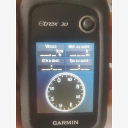 GPS Etrex 30 de Garmin : Idéal pour les Aventuriers en Plein Air