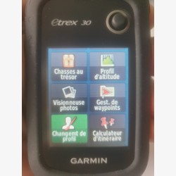 GPS Etrex 30 de Garmin : Idéal pour les Aventuriers en Plein Air