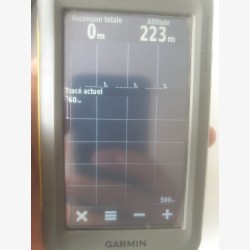 Garmin GPS Montana 600 écran couleur tactile, en  bon état