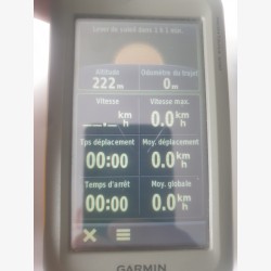 Garmin Montana 600 GPS in very good condition with carrying pouch