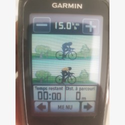 Garmin Edge 800 compteur vélo avec accessoires