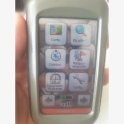 Garmin Oregon 550t GPS en excellent état dans sa boite