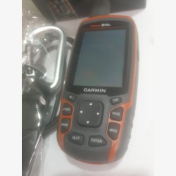 GPSMAP 64s Garmin en excellent état dans sa boite avec accessoires