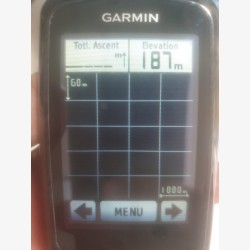 Edge 800: Explore adventure with a versatile Garmin GPS for cyclists