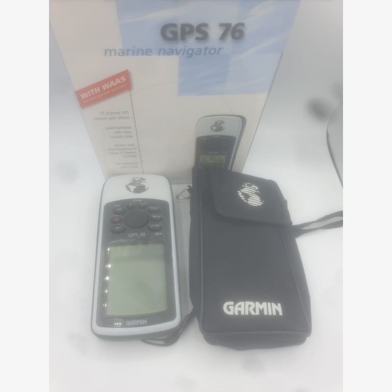 GPS 76 Garmin d'occasion en excellent état, avec pochette de transport