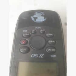 Used GARMIN GPS 72 in good condition