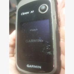 GPS Etrex 30: Fonctionnel avec Carte Topo France, Légères Usures Visibles