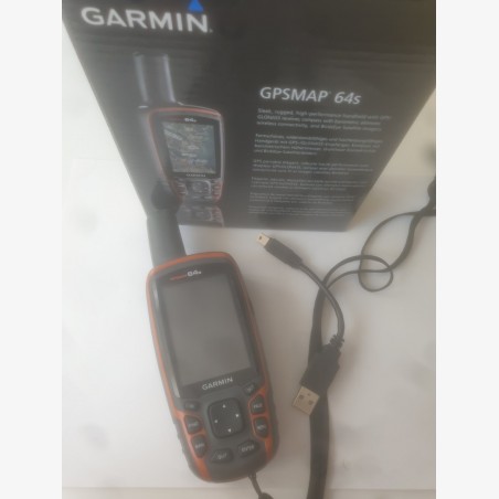 GARMIN GPSMAP 64S with USB cable and maps