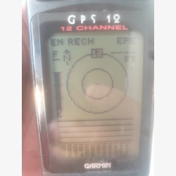 GARMIN GPS 12 with pouch