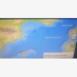 GPSMAP 820 Traceur de cartes Garmin pour bateau