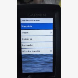GARMIN Striker Plus 4cv en très bon état