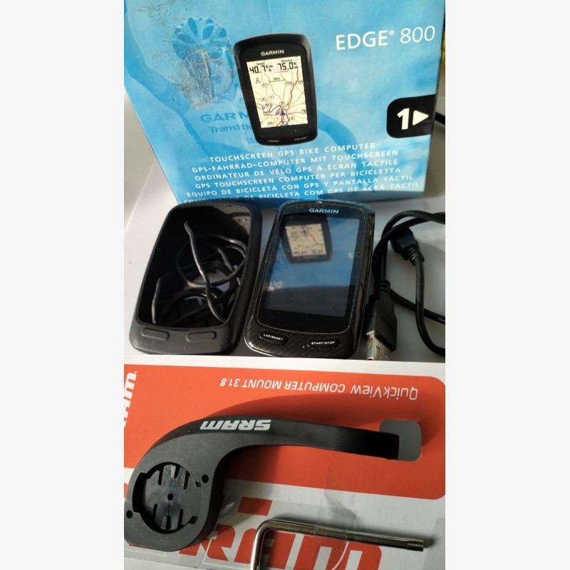 Edge 800 avec carte et accessoires