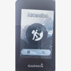 Etrex Touch 35 dans sa boîte avec pochette et accessoires