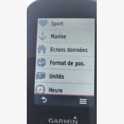 Etrex Touch 35 dans sa boîte avec pochette et accessoires