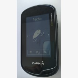Oregon 700 dans sa boîte d'origine avec carte et câble USB