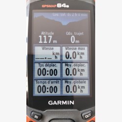Garmin GPSMAP 64S with USB cable and accessories