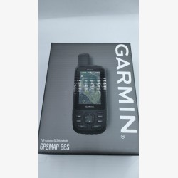 GPSMAP 66s dans sa boîte d'origine avec accessoires