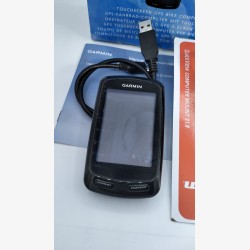 Edge 800 avec un support déporté et une carte