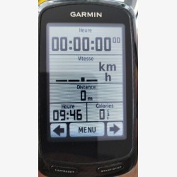 Edge 800 avec un support déporté et une carte