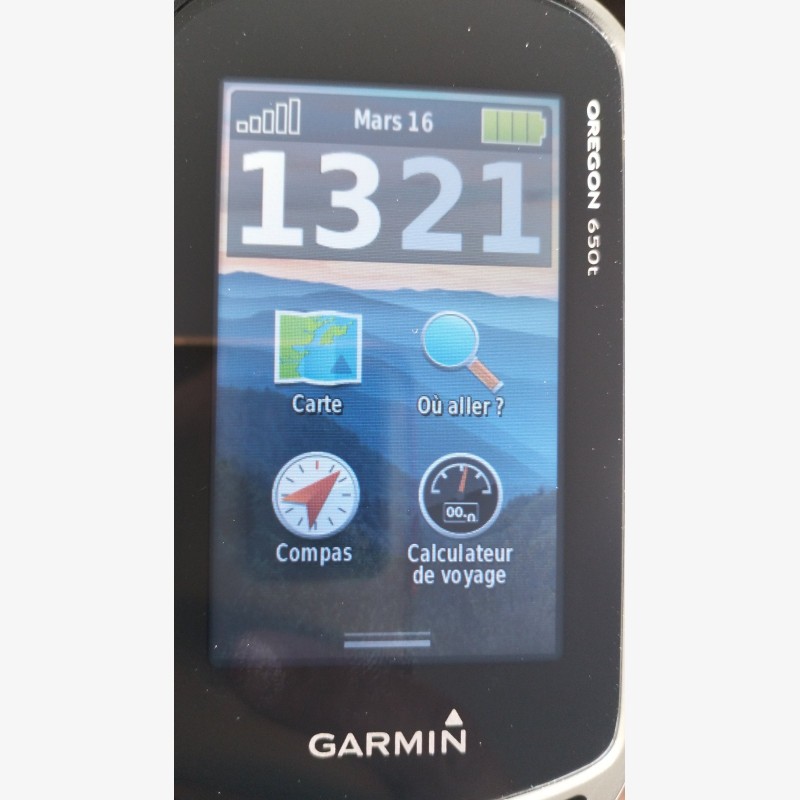 Oregon 650T with French topo card