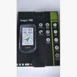 Oregon 700 avec pochette et accessoires