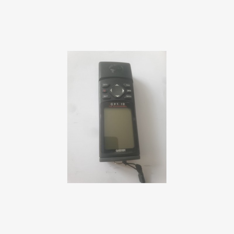 GPS 12 de la marque GARMIN en très bon état