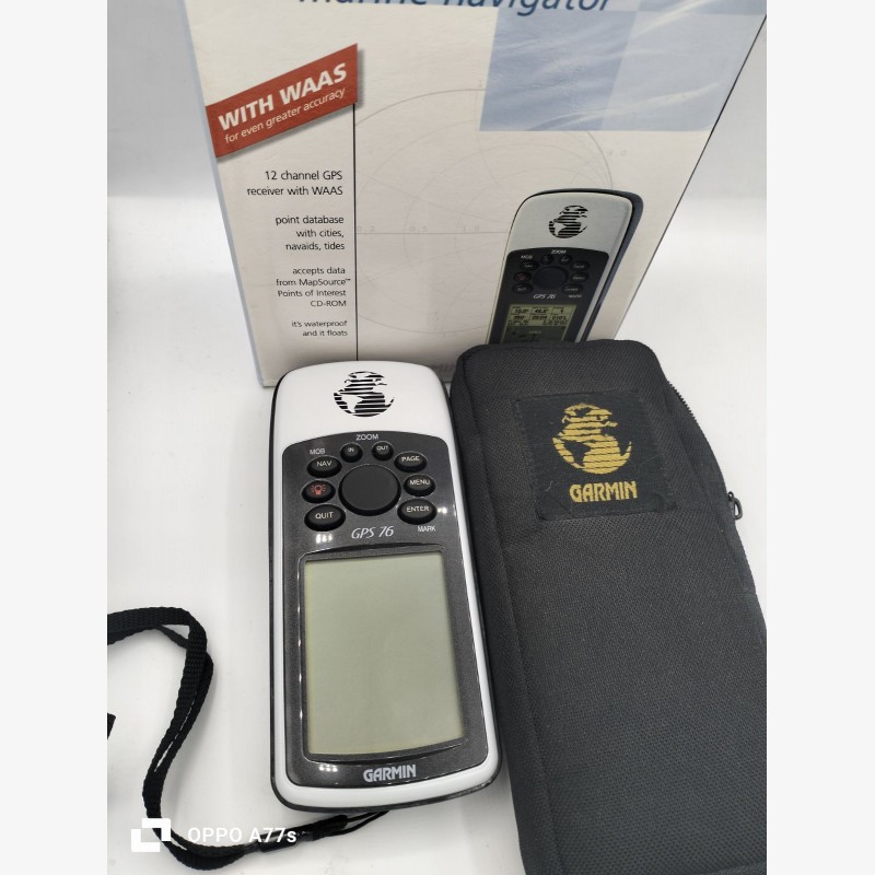 GPS 76 d'occasion dans sa boîte d'origine avec pochette