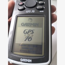 GPS 76 d'occasion dans sa boîte d'origine avec pochette