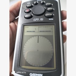 GPS 76 d'occasion dans sa boîte d'origine avec pochette