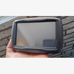 Le Garmin Zumo 595 en trés bon état