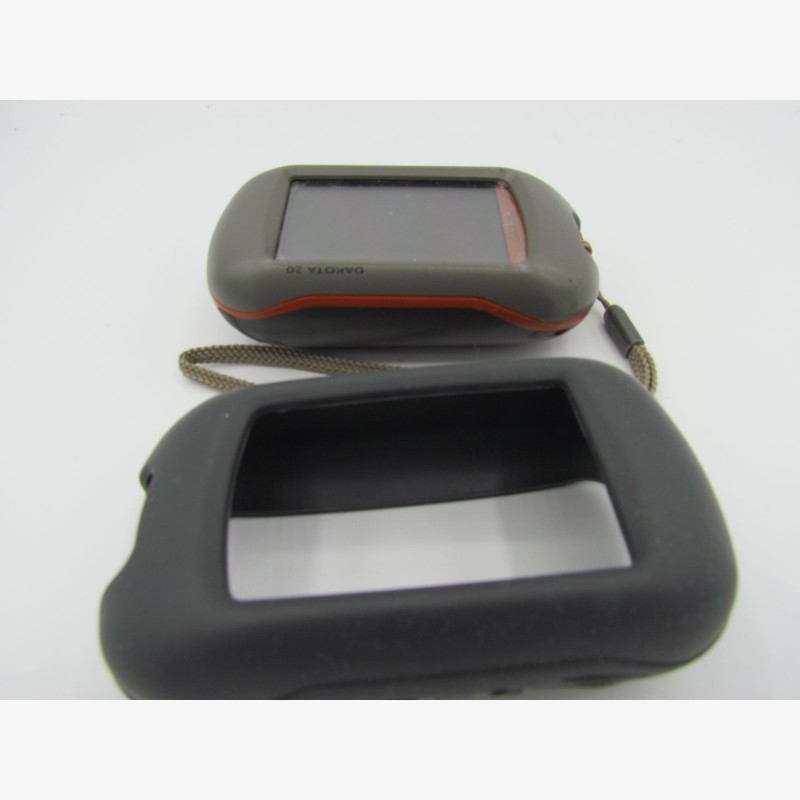 Garmin Dakota 20 en bon état avec carte France entière 2026