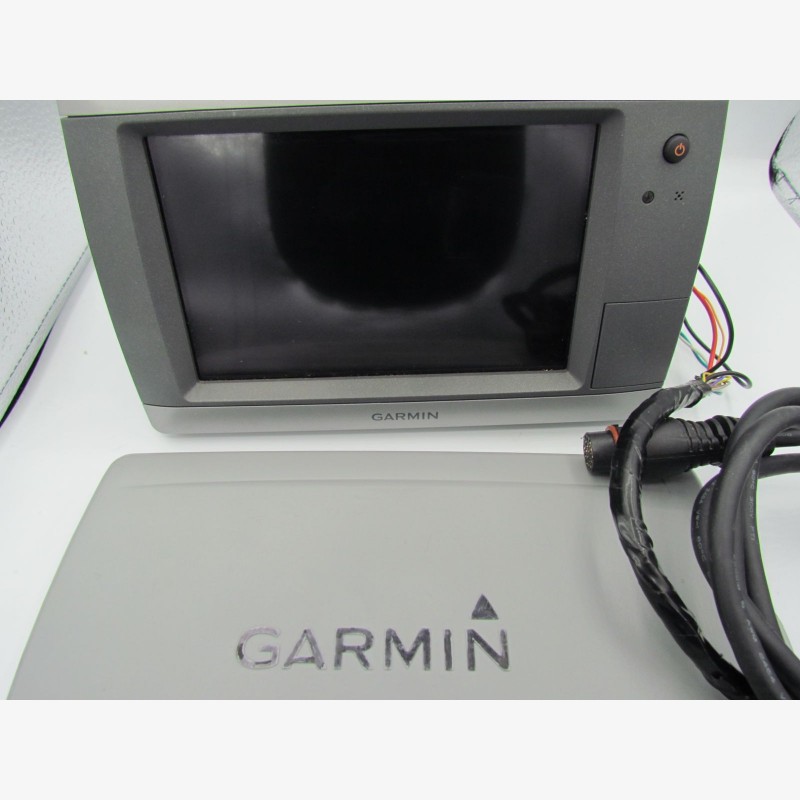 Garmin GPSMAP 720 GPS marine en très bon état