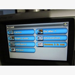 Garmin GPSMAP 720 GPS marine en très bon état