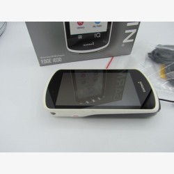Garmin Edge 1030 GPS vélo en excellent état