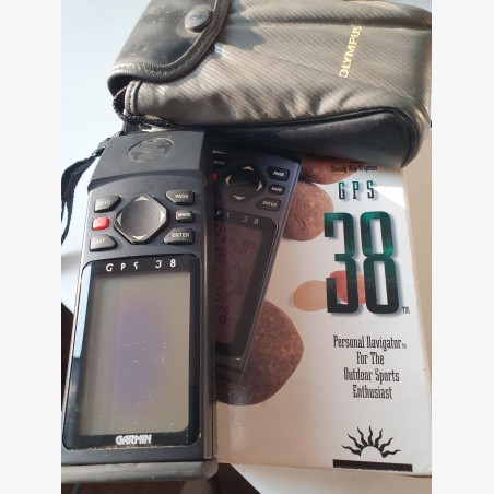 Garmin GPS 38 outdoor GPS in fair condition