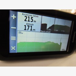 Garmin Montana 680t GPS outdoor en excellent état