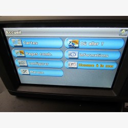 Garmin GPSMAP 720s chartplotter/fishfinder in very good condition