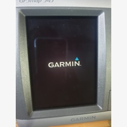 Garmin GPSMAP 545 chartplotter in very good condition