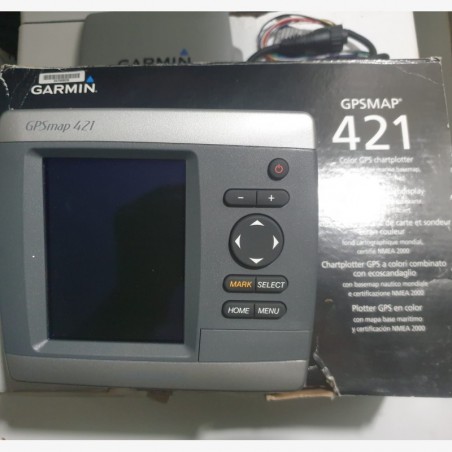 Garmin GPSMAP 421 marine GPS chartplotter in like-new condition