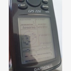 Garmin GPS 72 marine GPS in good condition