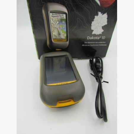 Garmin Dakota 10 — Very good condition in original box with USB cable