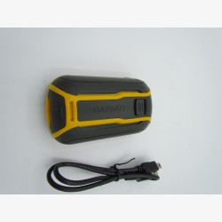 Garmin Dakota 10 — Very good condition in original box with USB cable